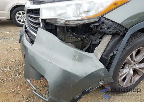 2015 Toyota Highlander Xle V6 z USA, uszkodzony, nr VIN 5TDJKRFH0FS153631